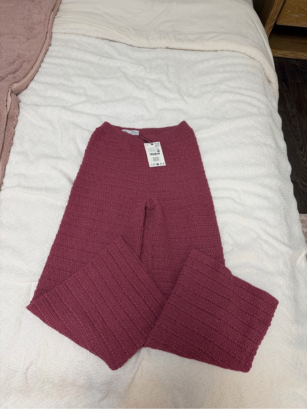 Zara Wide-Leg Knit Pants in Burgundy